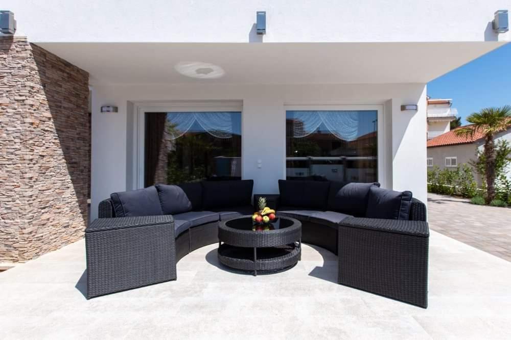 Vila Tatjana Vodice Esterno foto