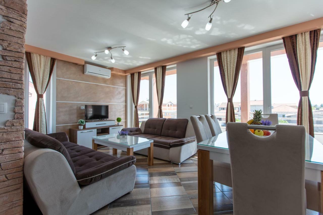 Vila Tatjana Vodice Esterno foto